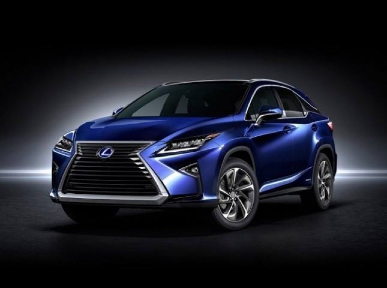 Lexus обновил ценники у 11 моделей