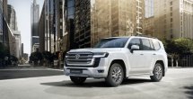 Toyota представила новый Land Cruiser 300 в России